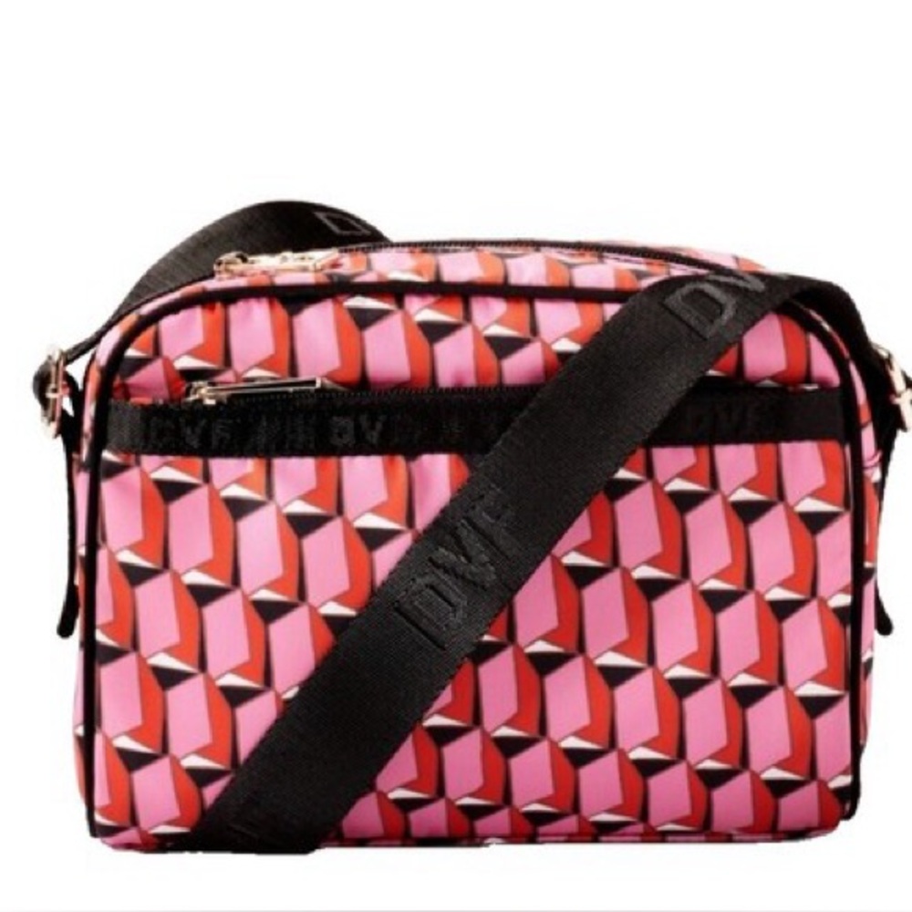 NWOT Diane Von Furstenberg Pink Modern Geo Camera Bag DVF for Target 💋
